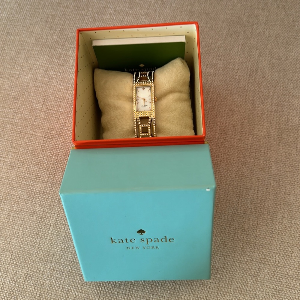 Kate Spade bangle watch. - Picture 2 of 12